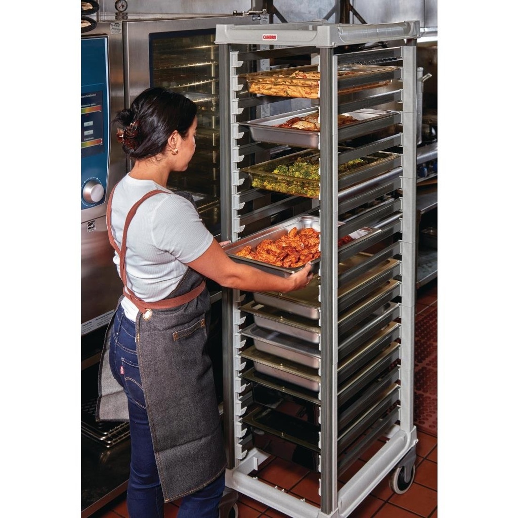 Grande échelle Camshelving Cambro 18 x GN 1/1 