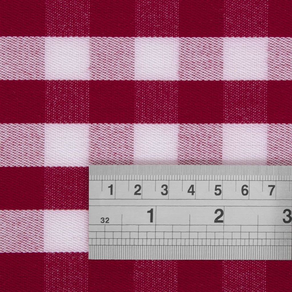 Nappe carrée à carreaux rouges en polyester Mitre Comfort Gingham 1320 x 1320mm